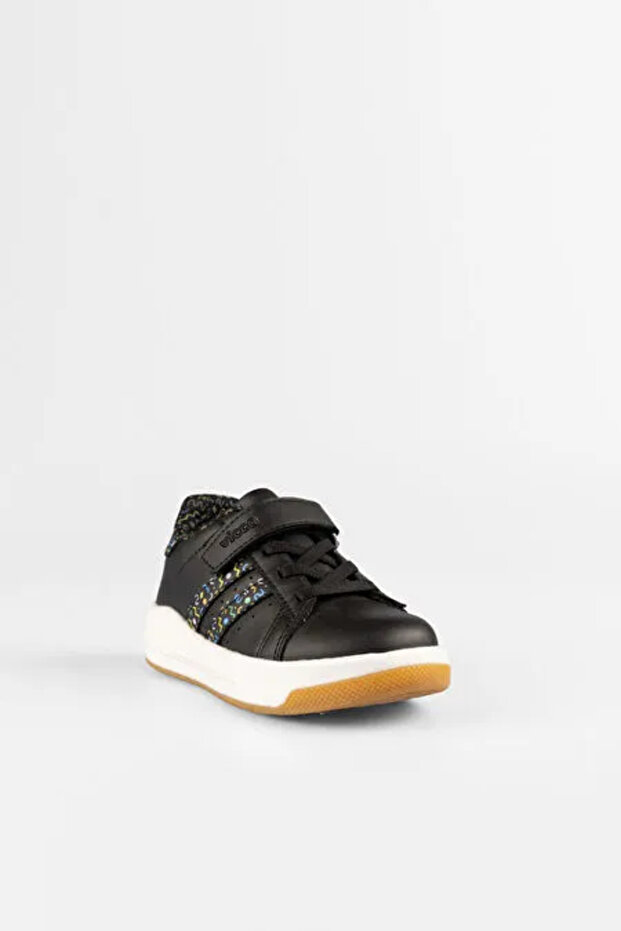 حذاء رياضي مضيء من بوكى باللون الأسود - 3