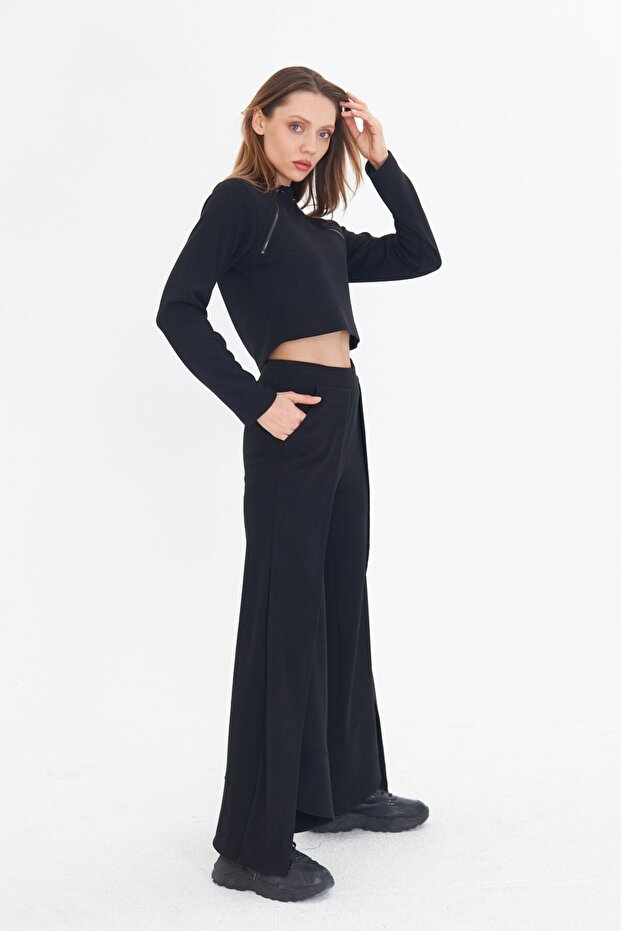 SİYAH TRİKO CROP BLUZ - 3