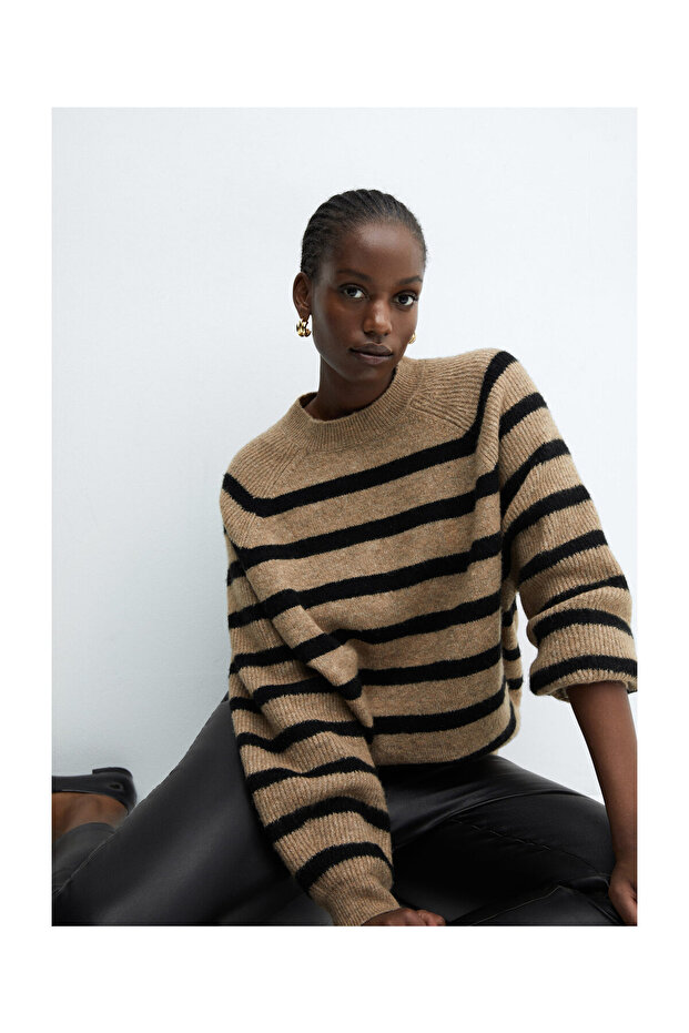 Leather-effect leggings with split hems - 8