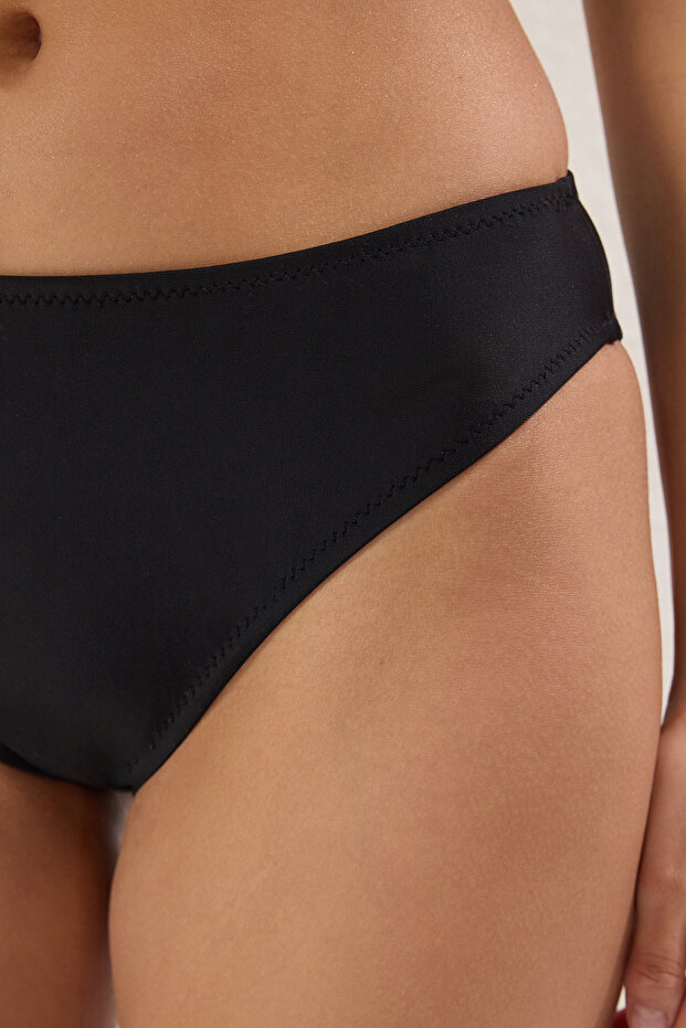 Schwarzer Basic-Bikinihose mit normaler Taille TBESS21BA0228 - 3