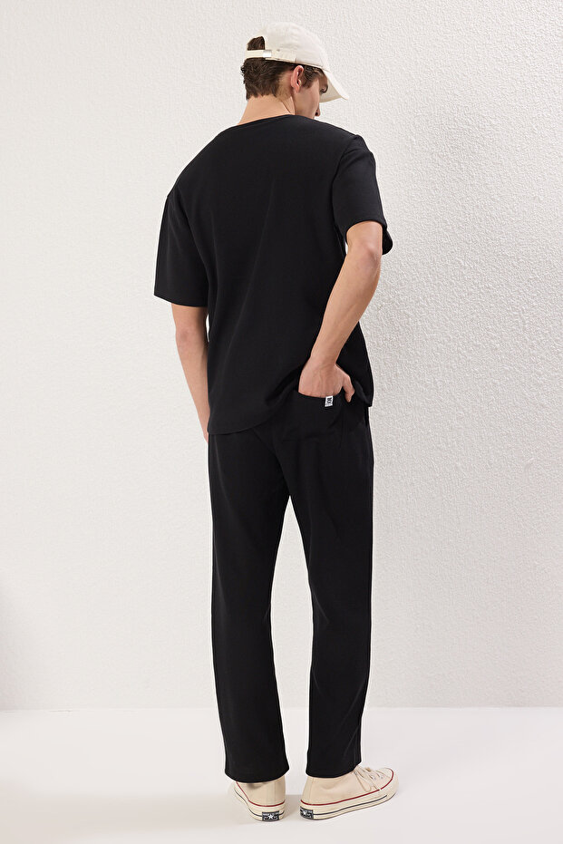 Siyah Oversize/Geniş Kesim Dokulu Eşofman Takımı TMNSS25EM00010 - 4