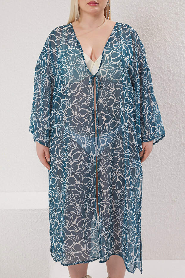 Mavi Çiçek Desenli Uzun Boy Önden Bağlamalı Büyük Beden Kimono & Kaftan TBBSS25DE00006 - 3