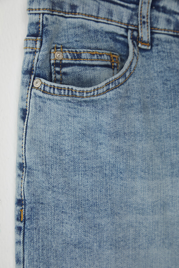 Açık Mavi Yüksek Bel Straight Fit Comfort/Orta Esnek Büyük Beden Jeans TBBSS25CJ00034 - 6