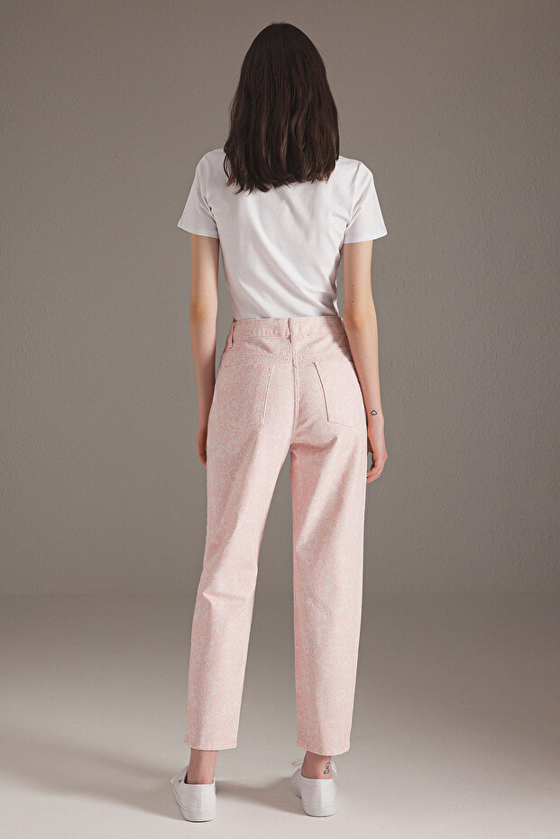 Pembe Şal Desenli Yüksek Bel Mom Jeans TWOSS25JE00237 - 4