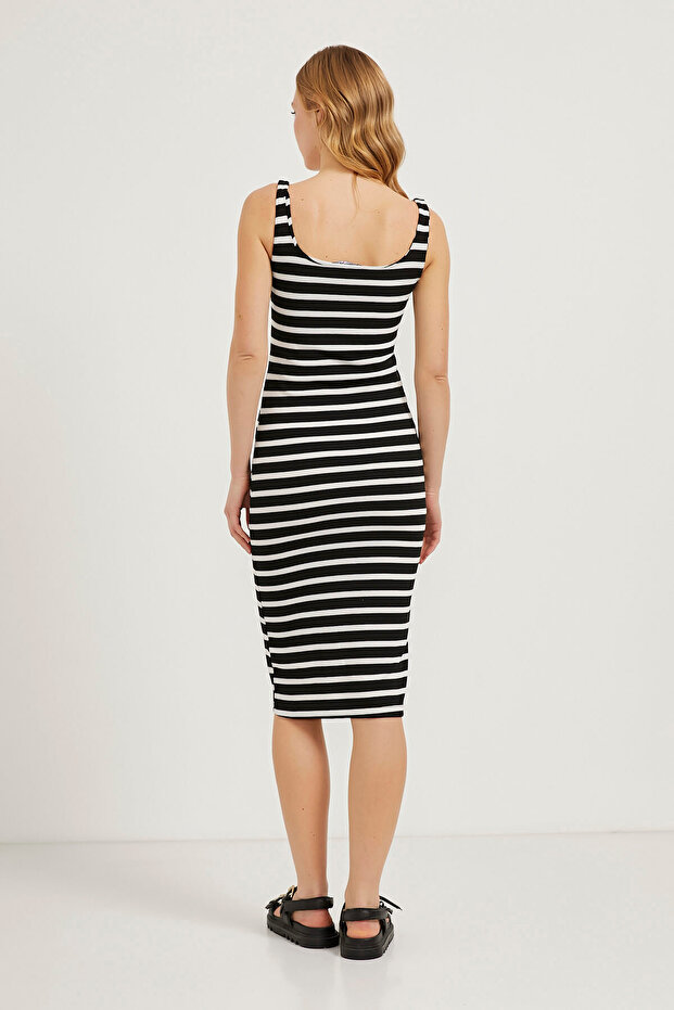 Çizgili Kalın Askılı Elbise - 4