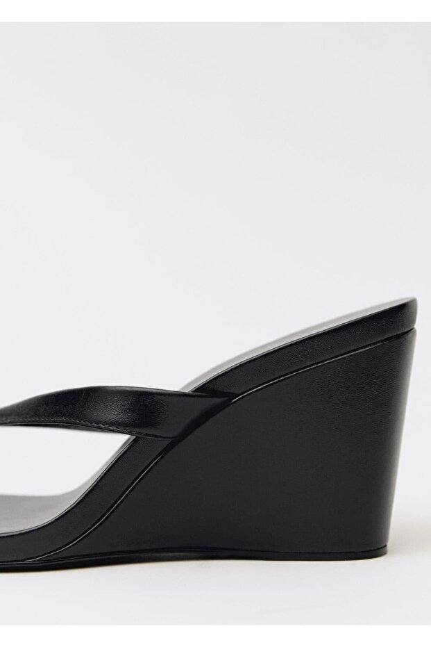 Dolgu topuklu deri sandalet - 4