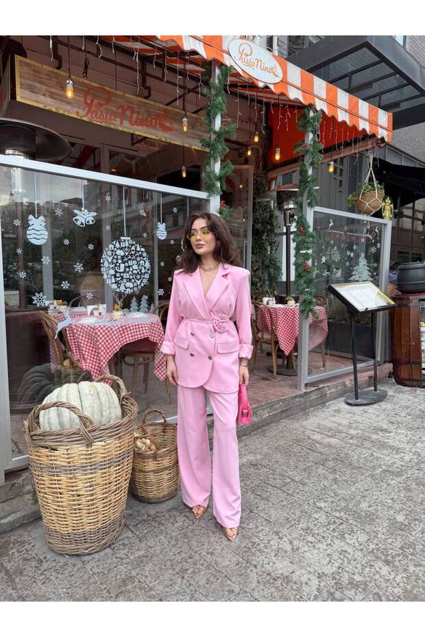 Rose Detailed Belted Blazer Jacket & Trousers Set - Stylish and Elegant Women's Combination