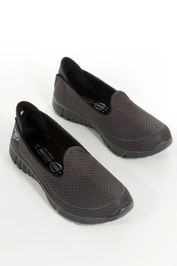 Women's Mesh Breathable Lightweight and Comfortable Slip-On Laceless Casual Ballet Sneakers