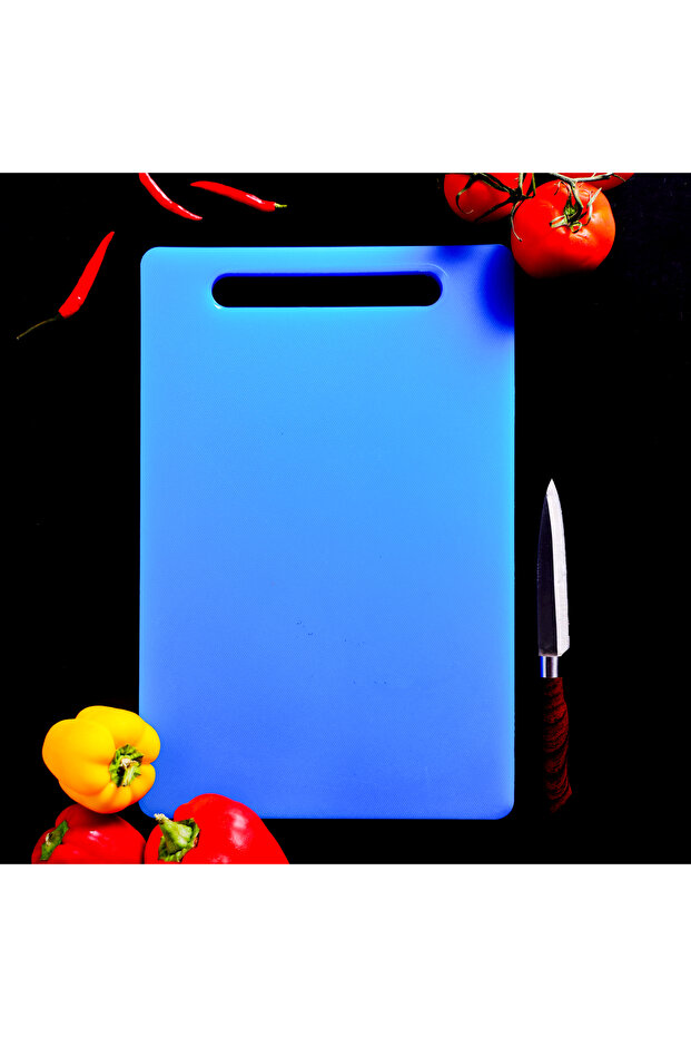 Classic Cutting Board, Polyethylene, RF10283