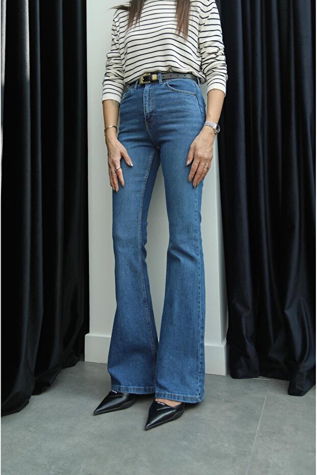 Blue Flared Jean - 4