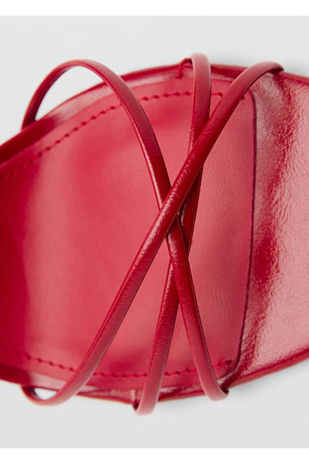 Bantlı topuklu sandalet - 4