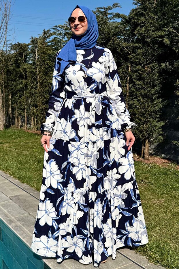 Beyaz Çiçekli Elbise - 1