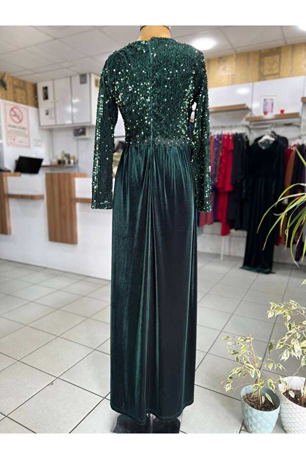 Pullu Yeşil Kadife Elbise - 3