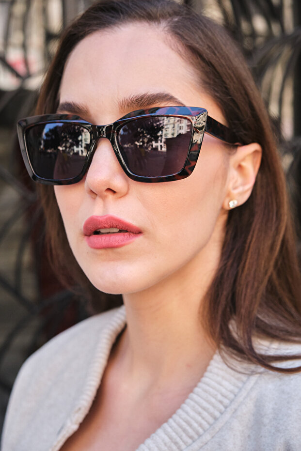 Mv 010128 -1 Leopard Women's Sunglasses