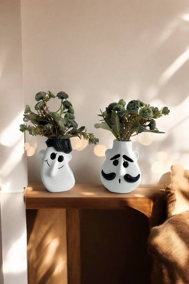 2 vaze decorative drăguțe
