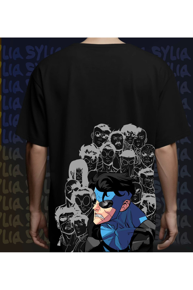 Invincible Baskılı Oversize Tişört - 1