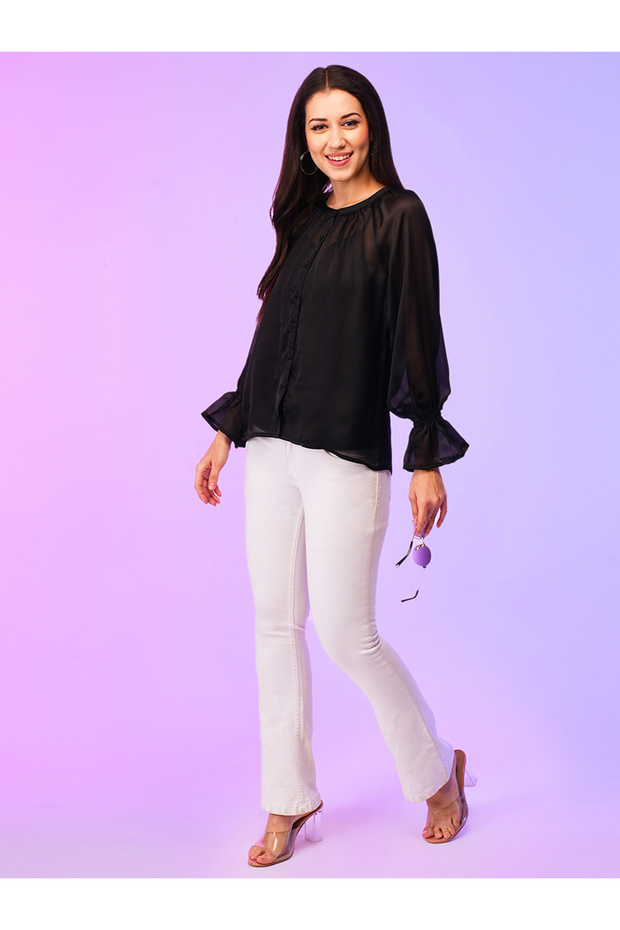 بلوزة سادة برقبة دائرية وأكمام فلوت - 5