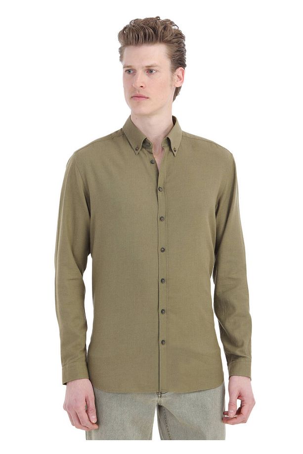 Haki Düz Regular Fit Dokuma Casual Yün Karışımlı Gömlek - 1