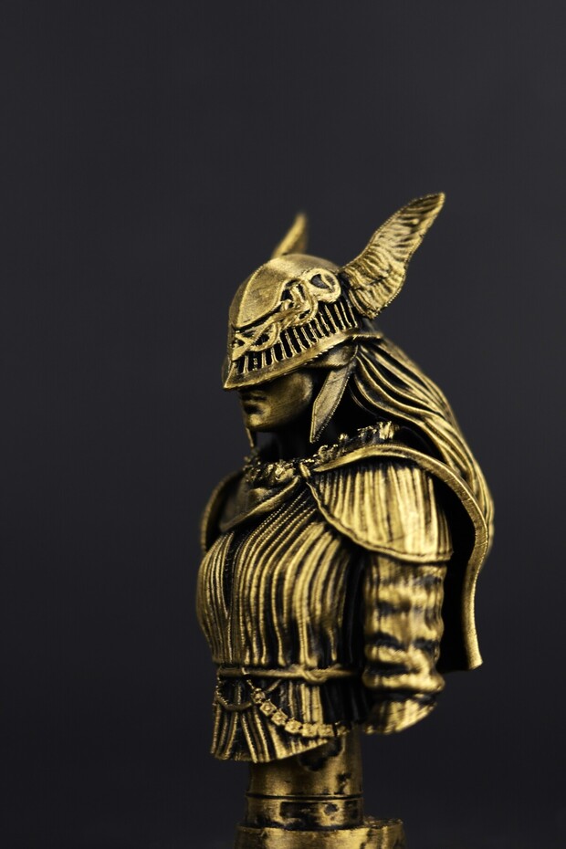 Malenia - Elden Ring - Figür / Büst - 12cm - Altın - 5