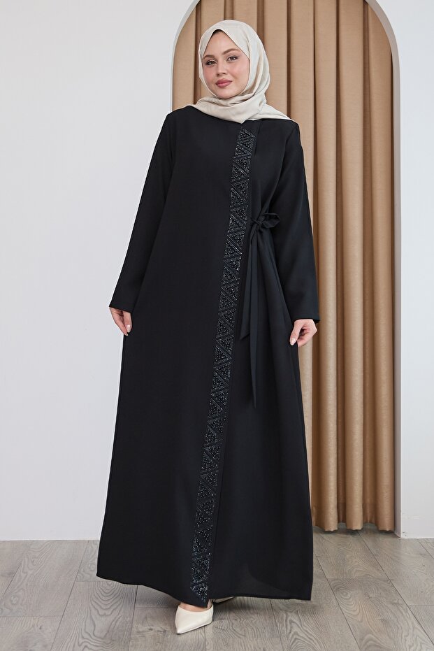 الفراء الأسود مع حجر المثلث من أعلى إلى أسفل - 5