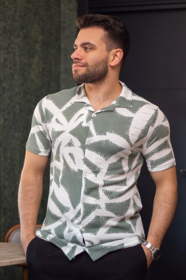 Men's Green White Pattern Flexible Wrap Regular Fit Short Sleeve Shirt 25Egmlgımm