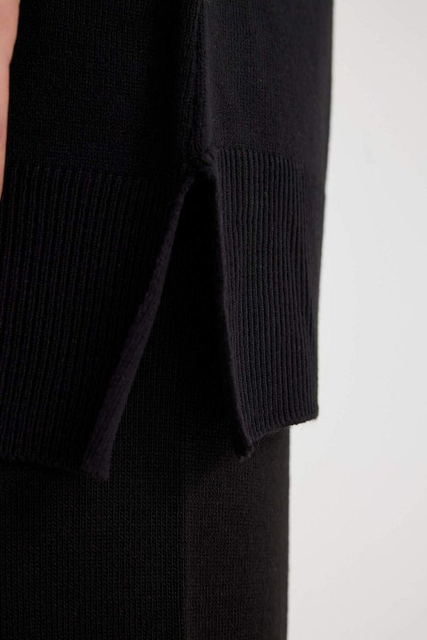 Yeni Sezon Regular Fit Bisiklet Yaka Basic Kazak Tunik Black - 6
