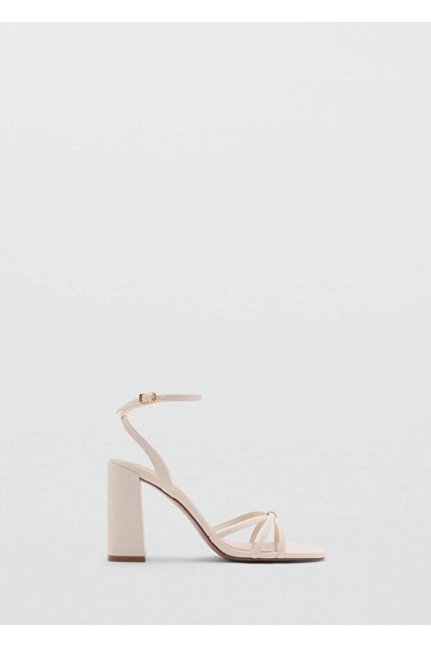 Bantlı topuklu sandalet - 3