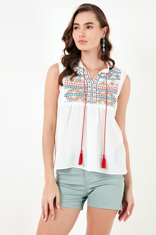 Pamuklu Regular Fit Nakış Işlemeli Bluz Bluz 611bz0249 - 5