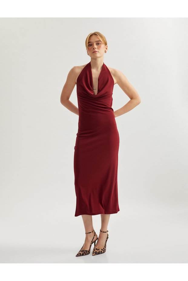 Sleeveless Slim Fit Midi Length Degaje Collar Low-Cut Dress