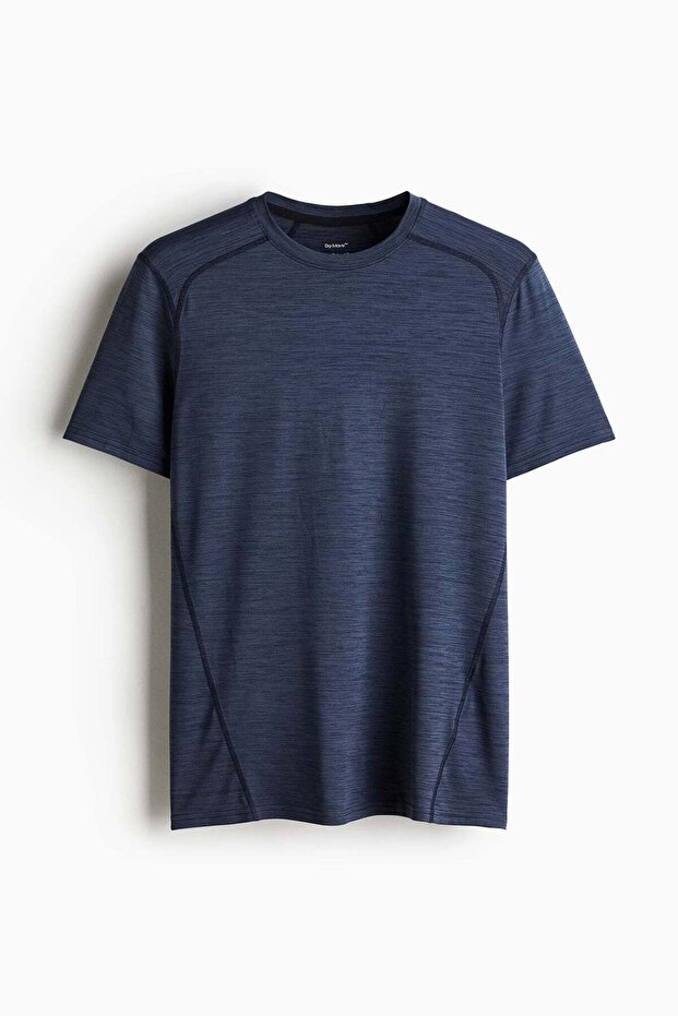 Short-sleeved sports top