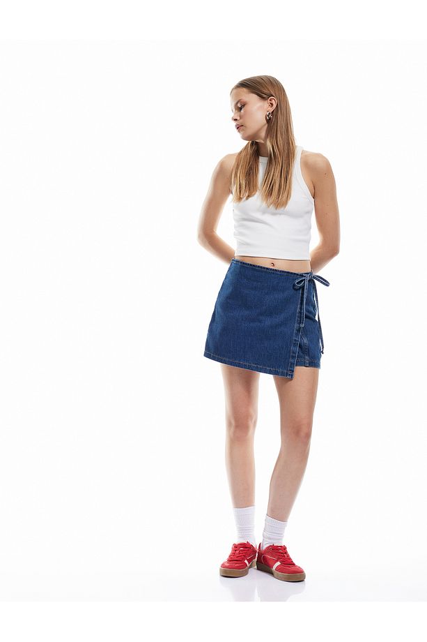 Pamuklu Bağlama Detaylı Mini Denim Şort Etek - 1