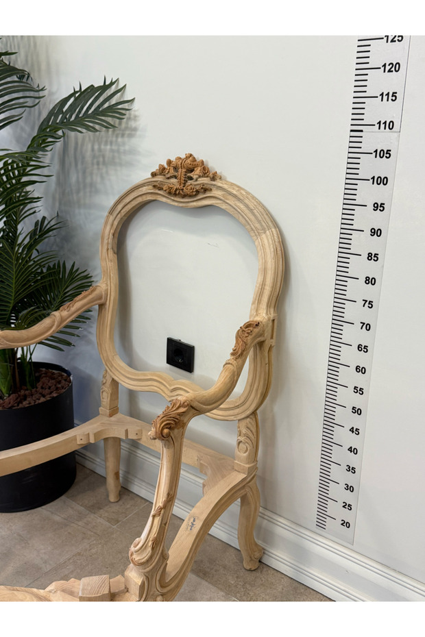 KLASİK AHŞAP OYMALI BERJER - 7