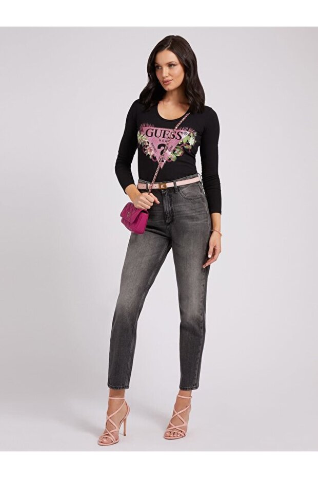 Mom Women's Relaxed Fit Jeans