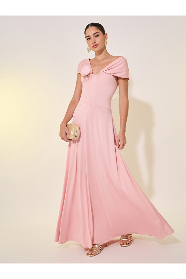 Solid Flower Corsage A-Line Maxi Dress