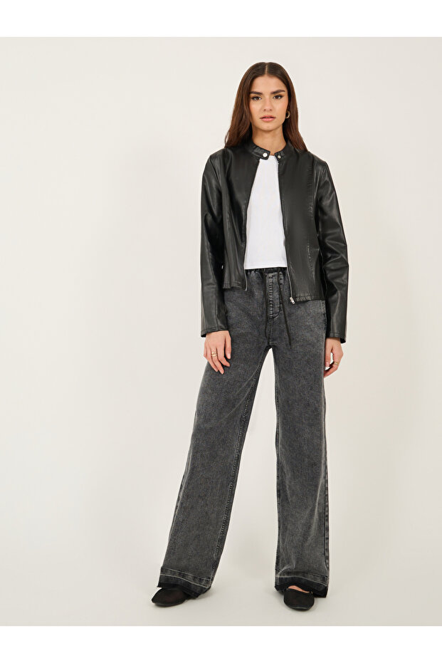 High Rise Elasticated Waist Wide Leg Jeans with Frayed Hem