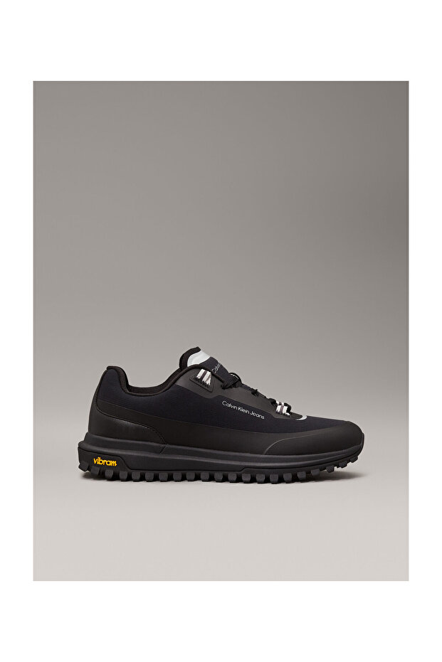 VIBRAM TOOTH RUNNER IN HI TECH - 10