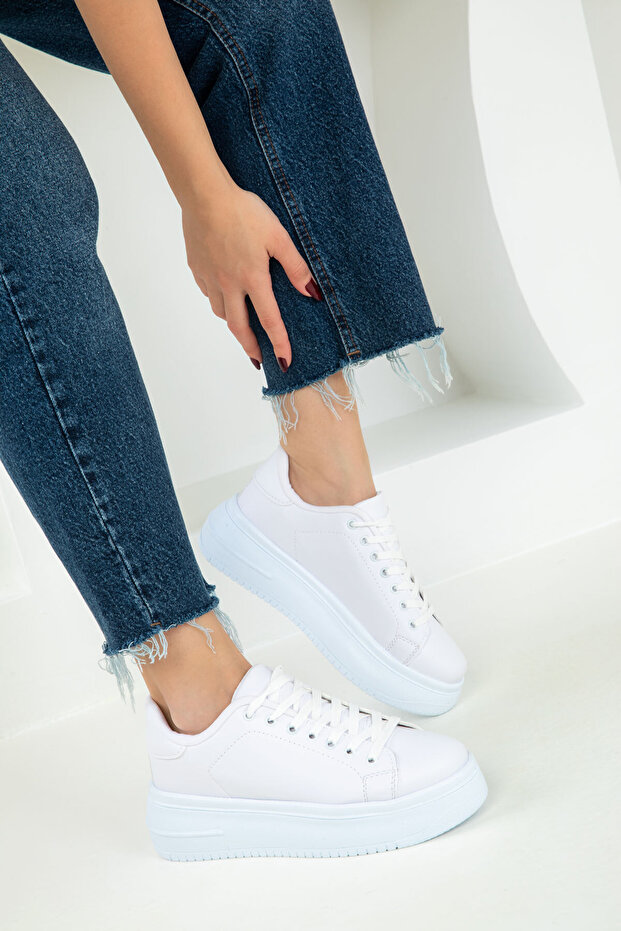 19683 modell fehér női tornacipő - 5