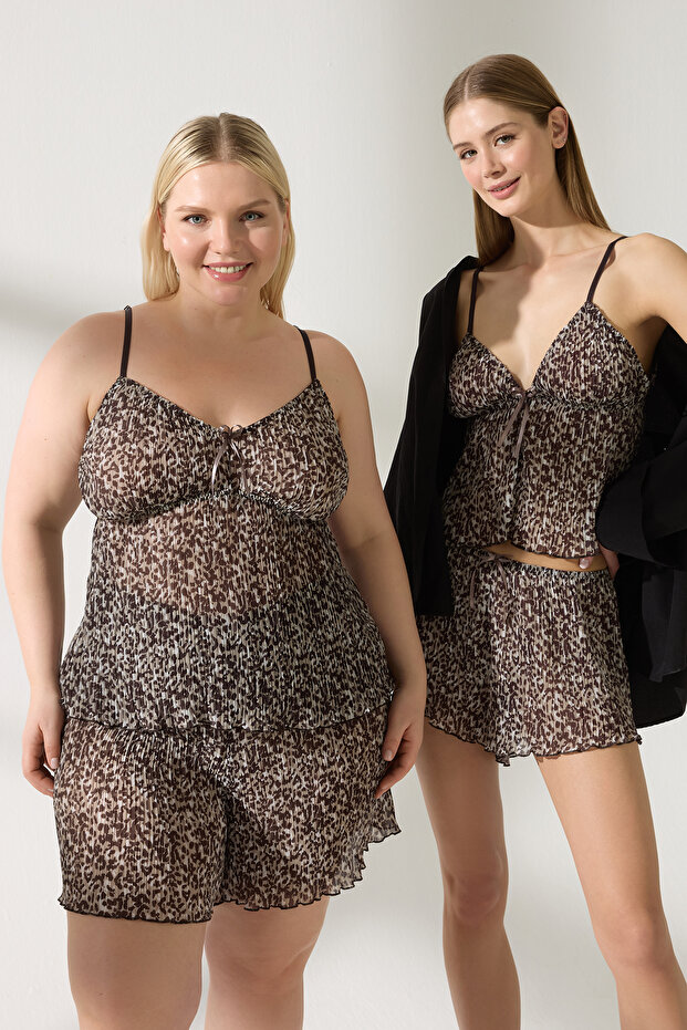 Leopar Kurdele/Fyonklu Piliseli Şortlu Dokuma Pijama Takımı THMSS25PT00319 - 2
