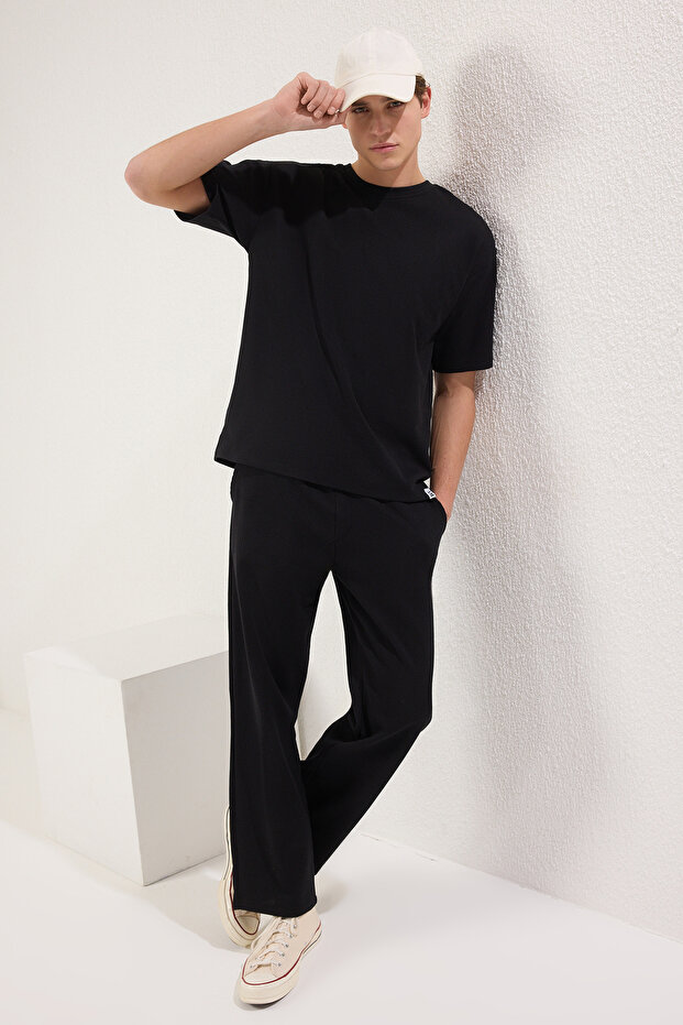 Siyah Oversize/Geniş Kesim Dokulu Eşofman Takımı TMNSS25EM00010 - 2