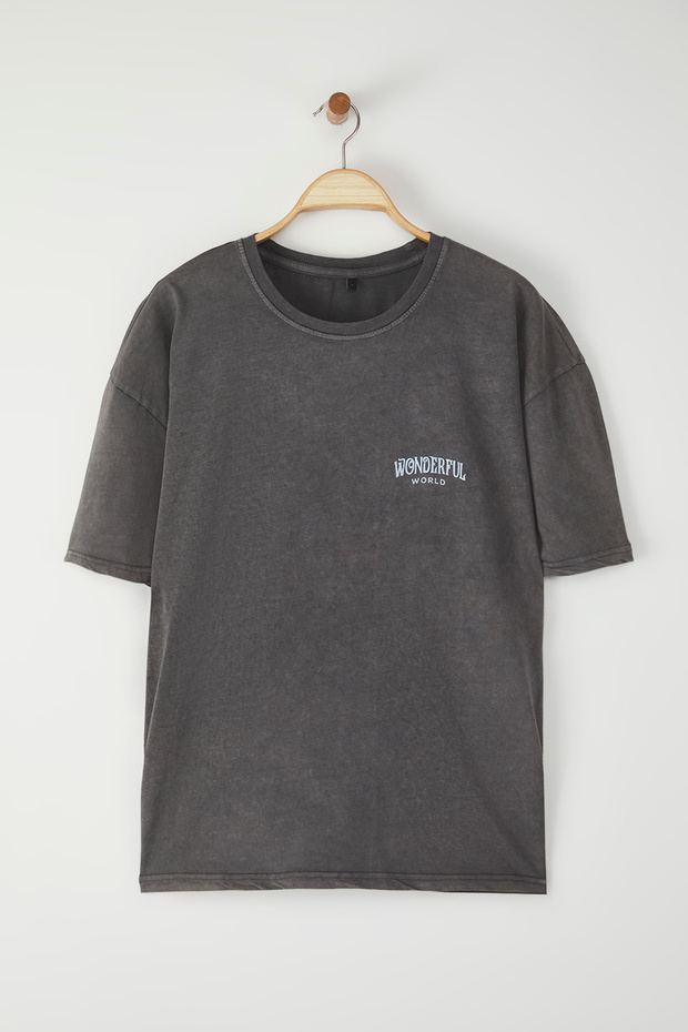 Antrasit Oversize/Geniş Kesim Eskitme/Soluk Efekt Galaksi Baskılı T-Shirt TMNSS25TS00102 - 7