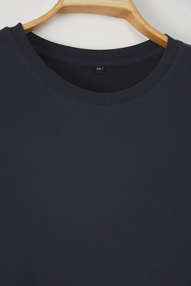 Antrasit Bisiklet Yaka Modal Dökümlü Rahat Büyük Beden T-shirt TBBSS25BF00054 - 6