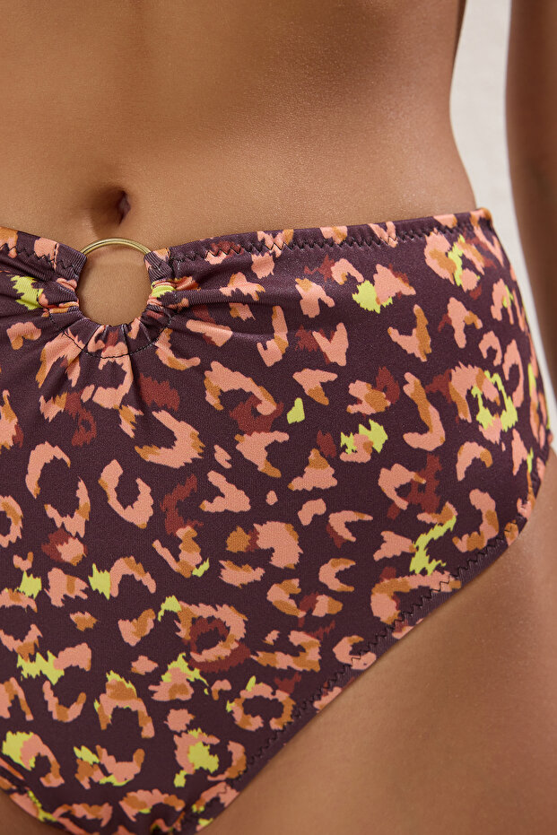 Leopar Desenli Aksesuarlı Regular Yüksek Bel Bikini Altı TBESS25BA00033 - 3
