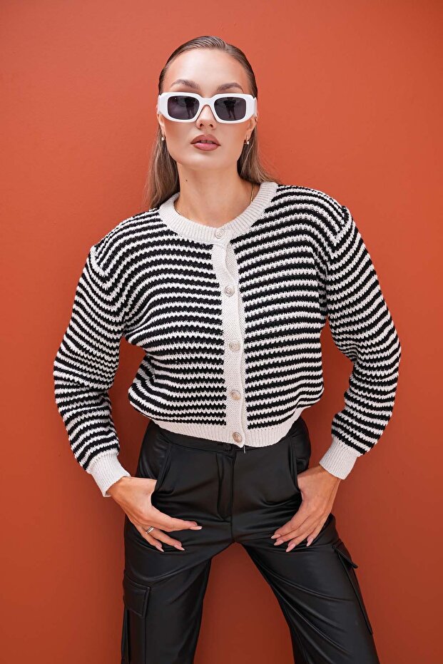 Women's Stripe Patterned Metal Buttoned Knitwear Knitted Cardigan 255210 -
