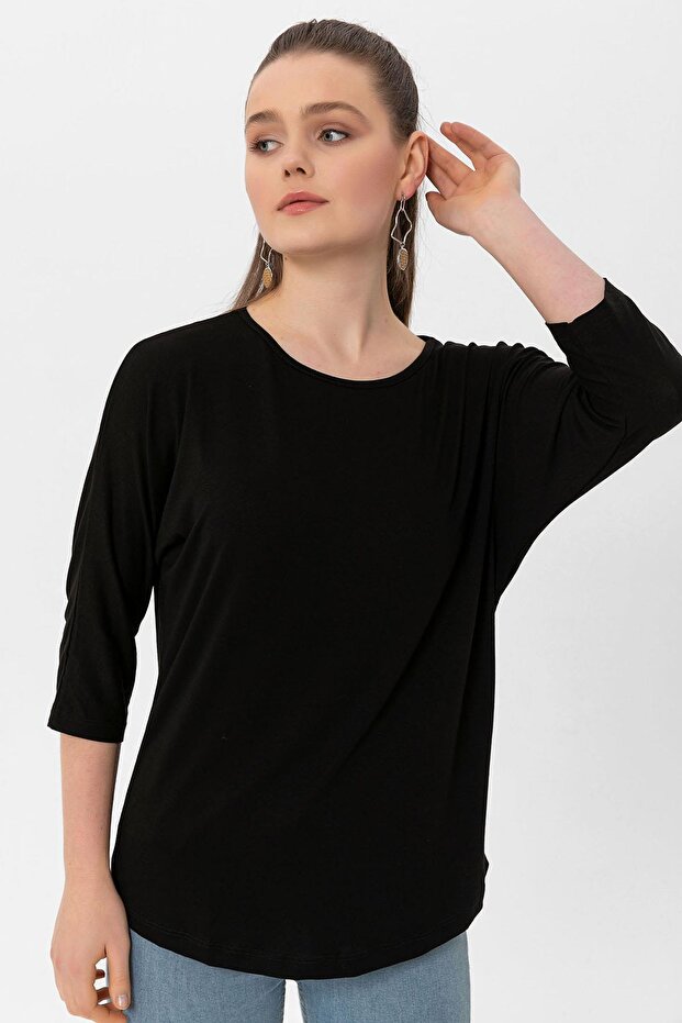 Crew Neck Elbow Sleeve Loose Blouse 260020 - 270005