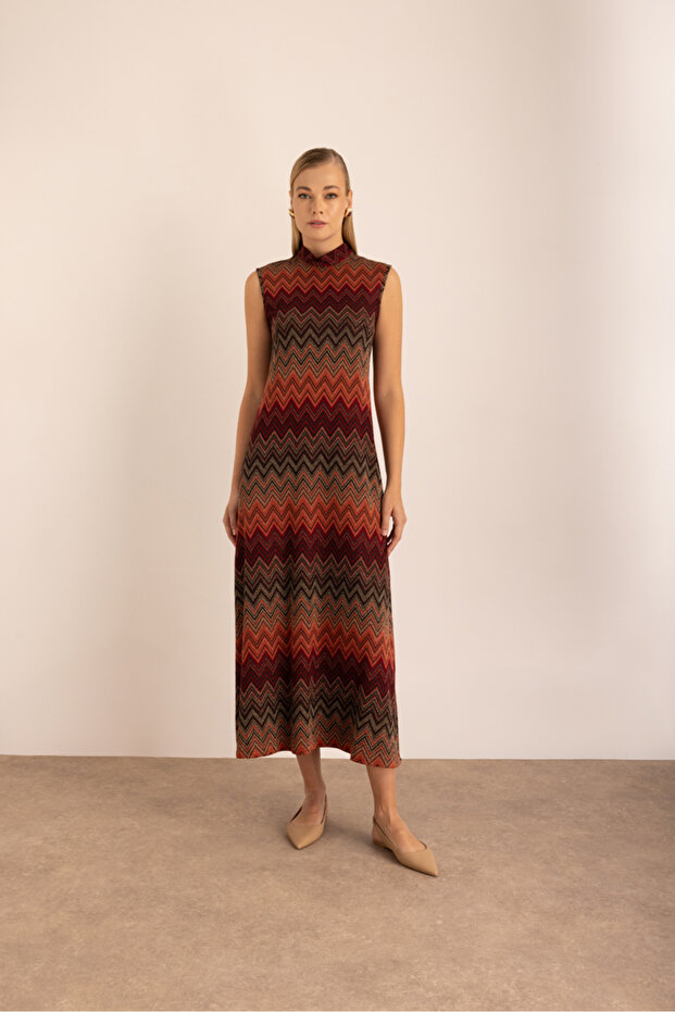 Desenli Simli Örme Kolsuz Elbise - 1