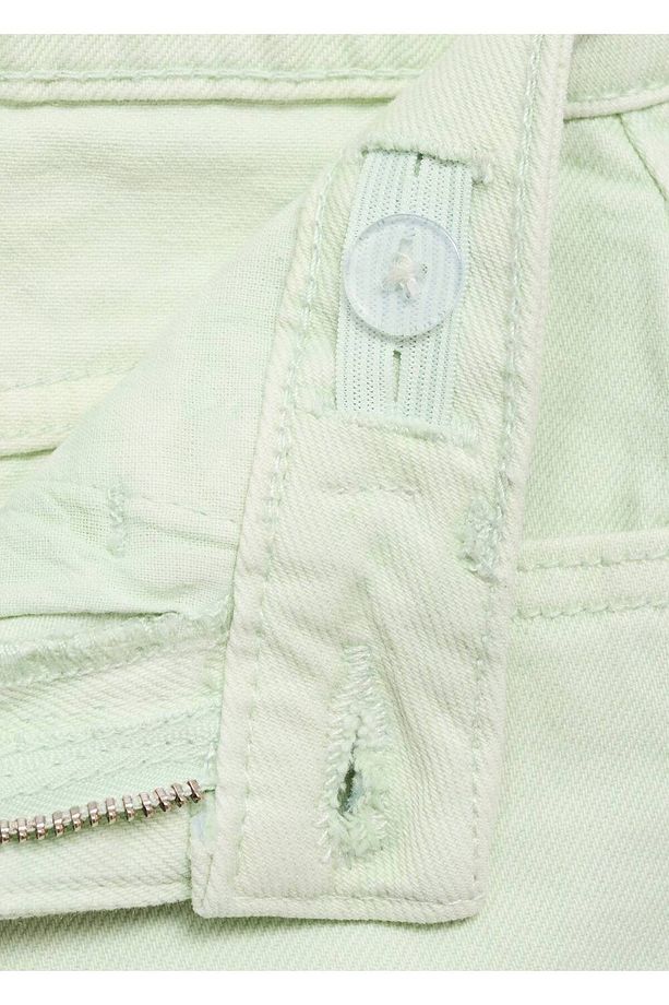 Paçaları dikişsiz denim şort - 5