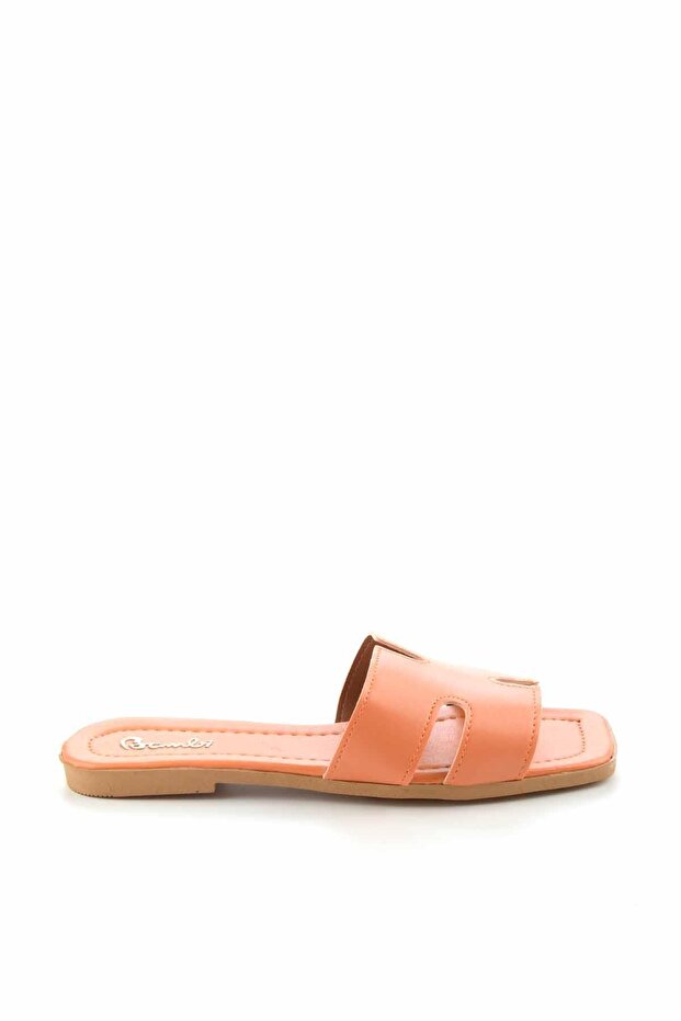 Orange Women's Slippers K04101000609