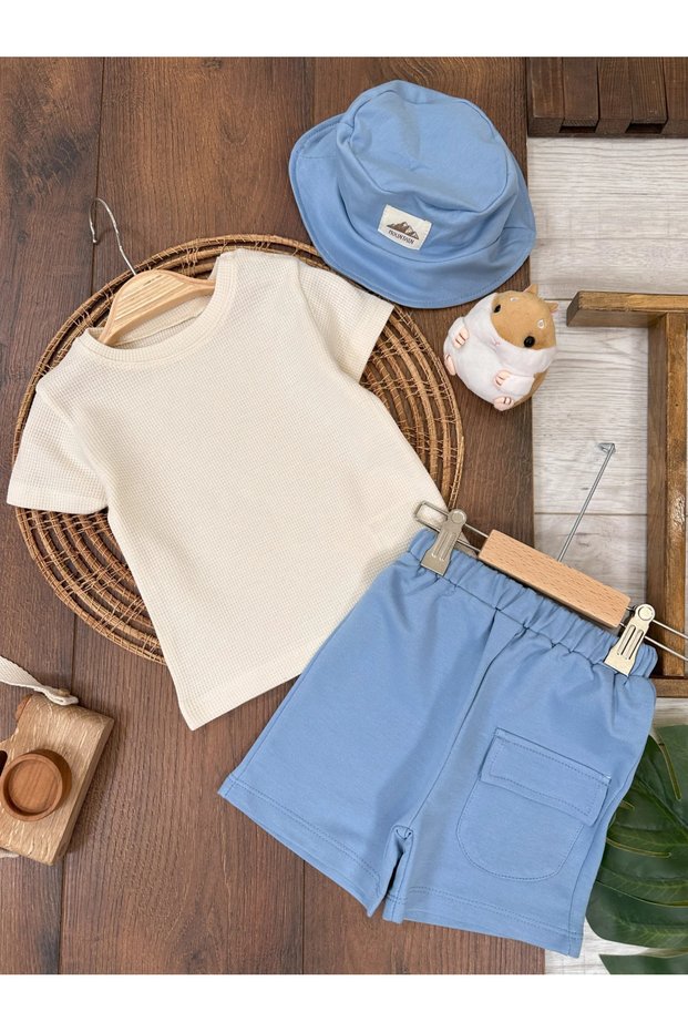Summer Baby Boy Suit with Safari Hat and Pocket Detail on the Shoulder