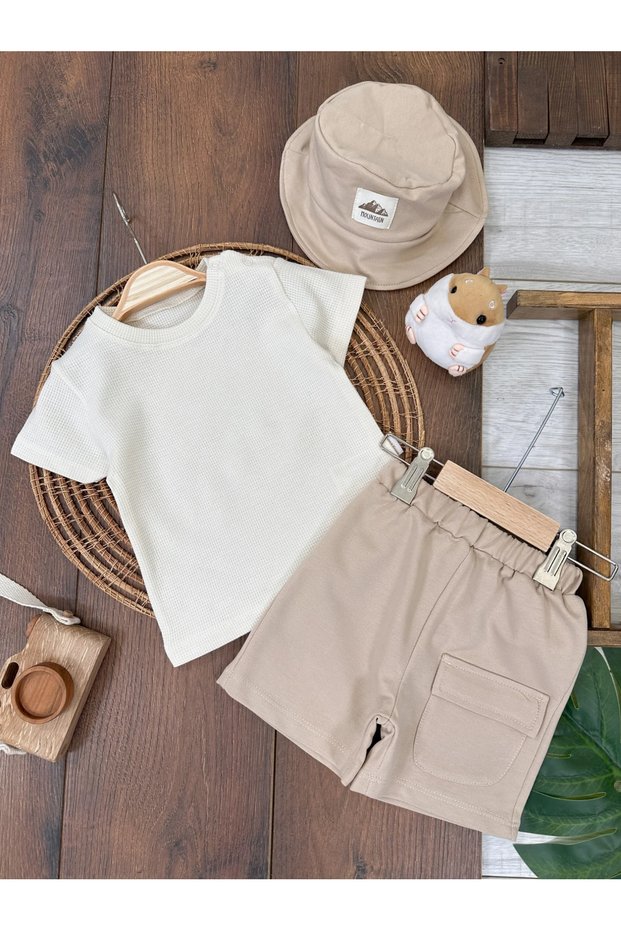 Summer Baby Boy Suit with Safari Hat and Pocket Detail on the Shoulder