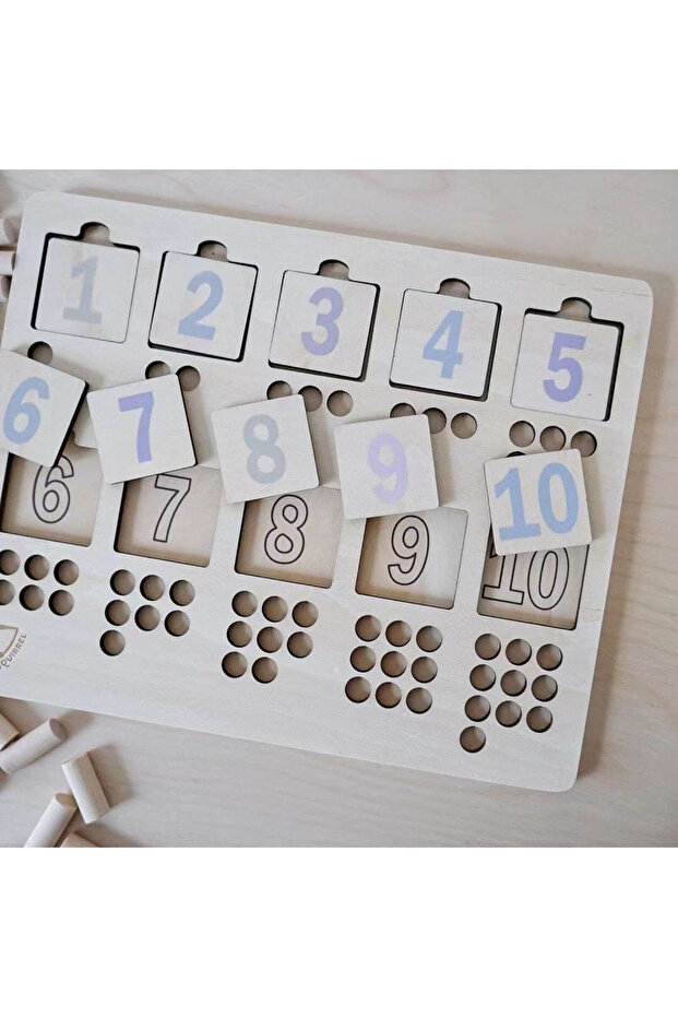 Wooden Puzzle with Numbers and Pin Representations, Matching Game - 2